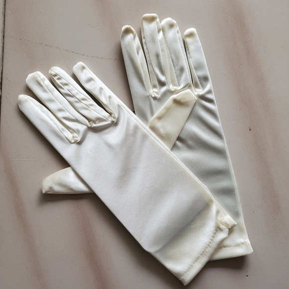 NEW Ivory Satin Gloves Bridal Dressy Fashio - Picture 2 of 3